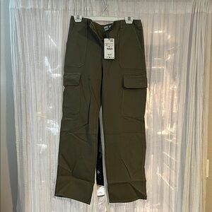 Women’s Olive Cargo Pants
